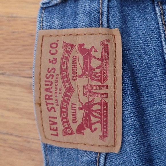 Levi 721 High-Rise skinny jeans - Picture 7 of 13